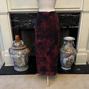Daisy Deep Marbled Red Maxi Skirt